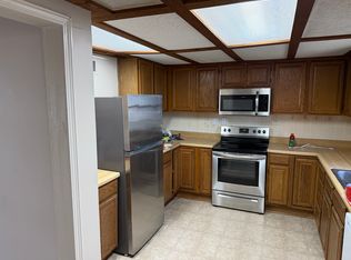 2100 Orchard Ln, Lawrence, KS 66049