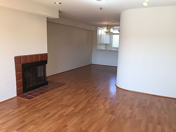 2nd image of 141 California Ave #B300