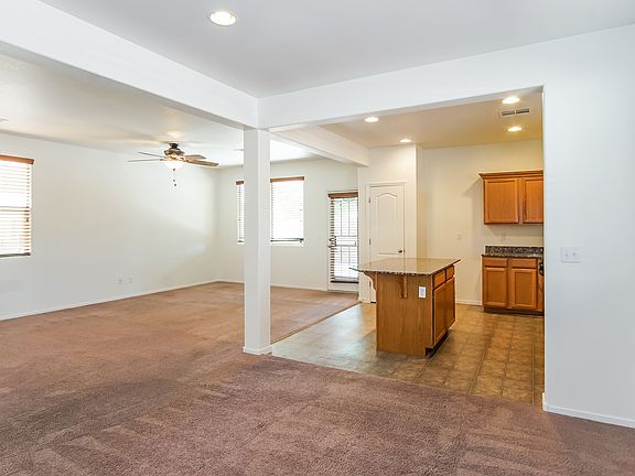 3rd image of 10853 Noble Mesa Ave