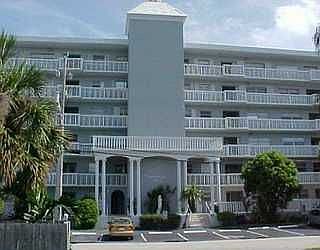 1st image of 2829 NE 33rd Ct APT 203