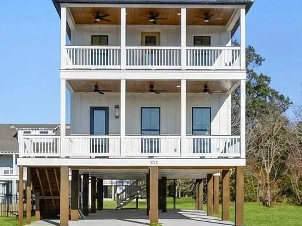 423 S Girard Ave, Long Beach, MS 39560