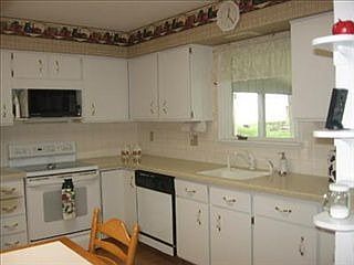 2nd image of 5977 Dorothy Dr