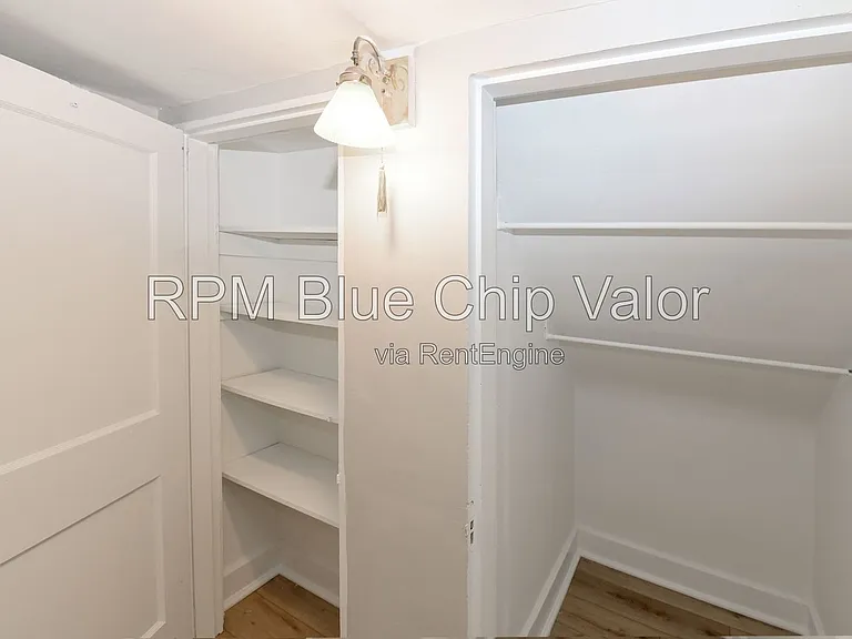 5214 Warren Ave #1 — Photo 16