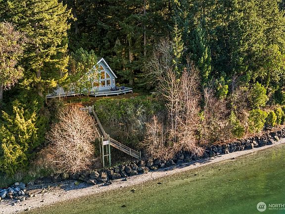 3rd image of 16273 Reitan Road NE