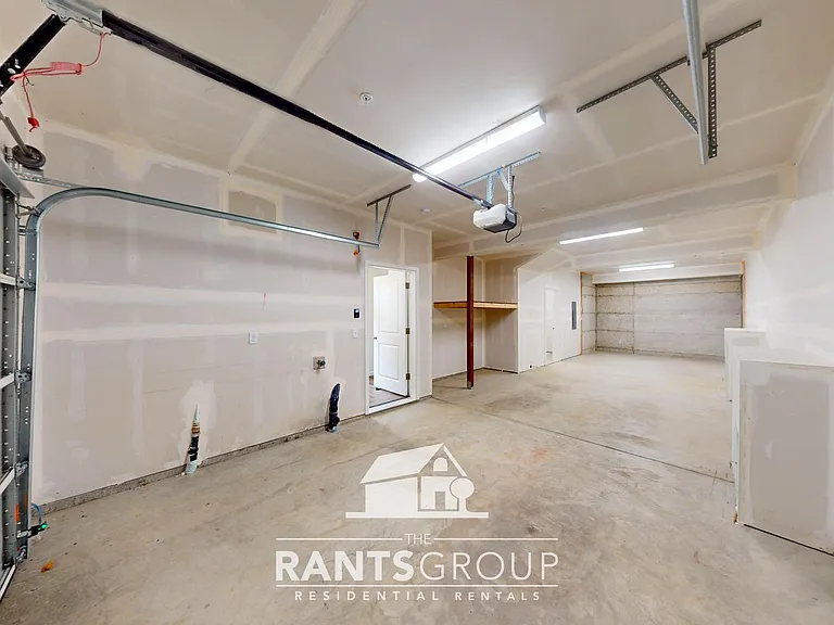 Forest Park Townhomes — Photo 75