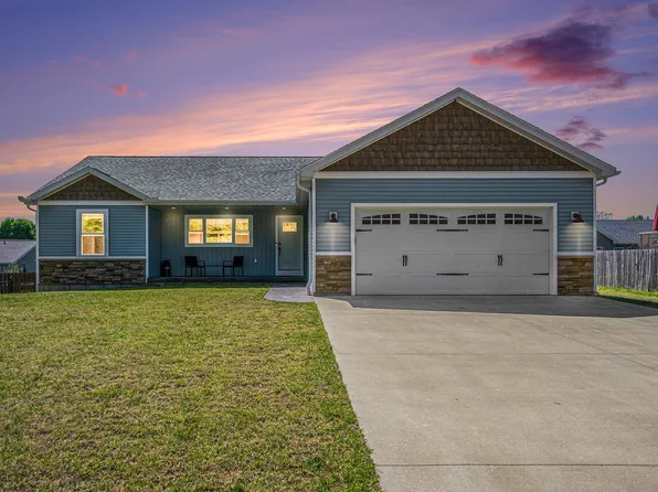 1010 Eley St, Otsego, MI 49078