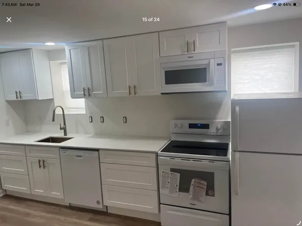 199 Main St #1R, Whitesboro, NY 13492