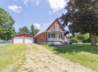 474 County Road J, Benton, WI 53803