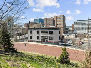 20 & 22 Crescent St NE, Grand Rapids, MI 49503