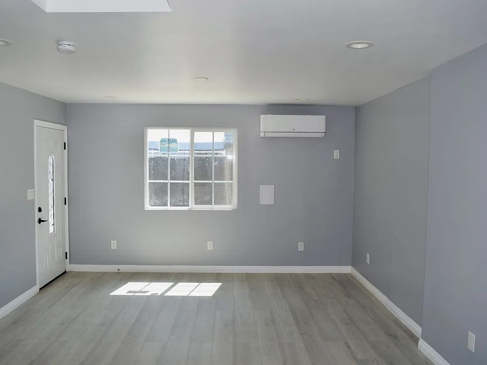 137 Commonwealth Ave