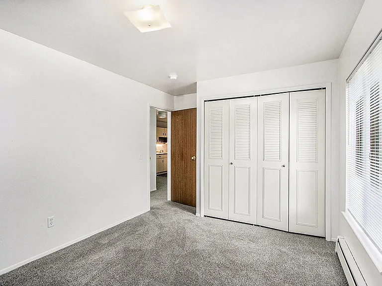 Concord Place Apartments — Photo 23