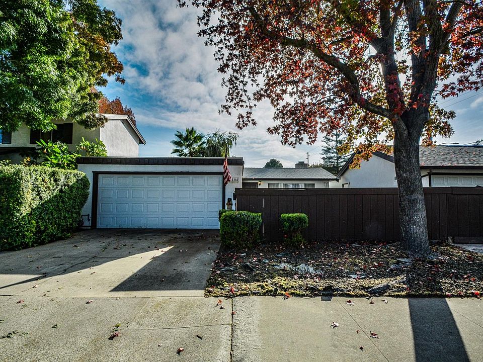 1st image of 2604 El Goya Dr