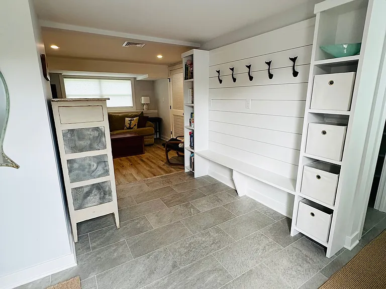60 Traymore St — Photo 14