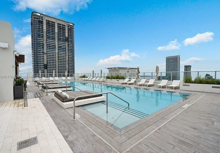 1010 Brickell Ave #1403 — Photo 3
