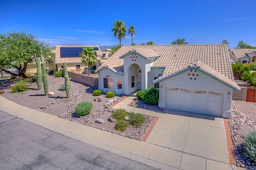 1510 W Dusk Glow Loop Photo 1