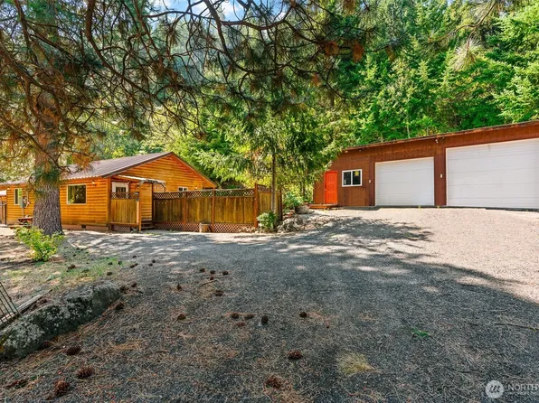 150 Pine Cliffs Drive, Naches, WA 98937