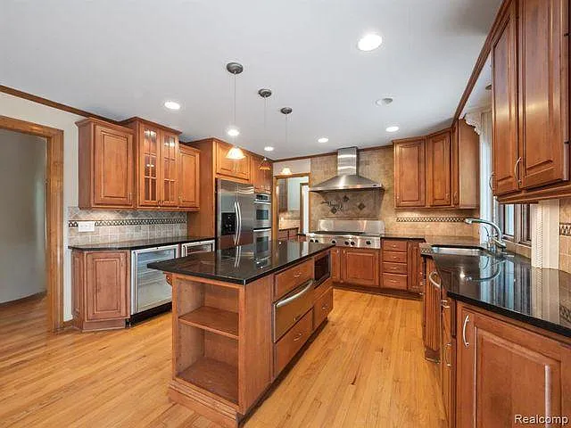 27197 Hampstead Blvd — Photo 13