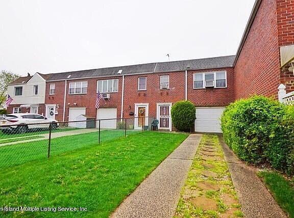 2nd image of 112 Comstock Ave
