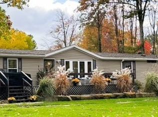 17865 Ellsworth Rd, Lake Milton, OH 44429