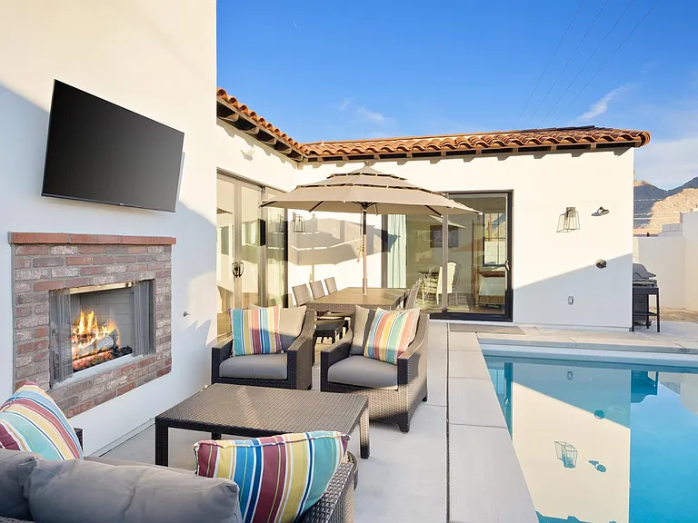 53725 Avenida Alvarado — Photo 11
