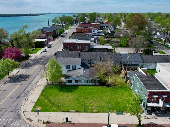0 Broadway St, Marine City, MI 48039