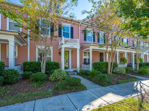 2428 Kings Gate Ln, Mount Pleasant, SC 29466