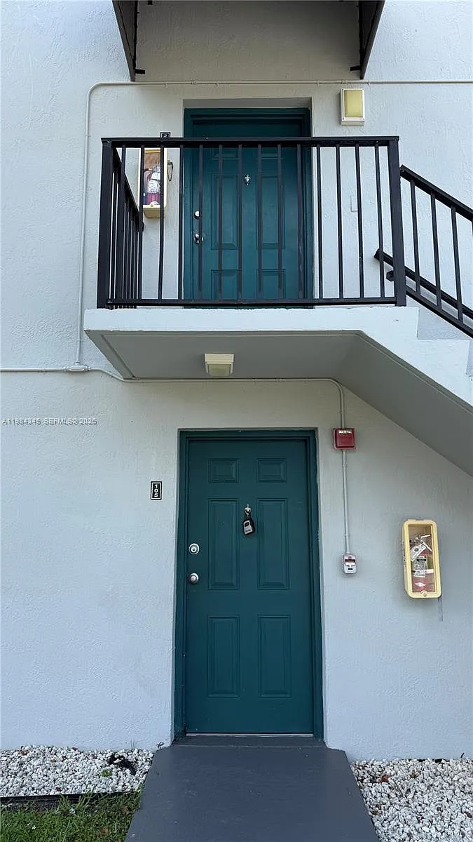 Building Photo - 7210 NW 179th St #105