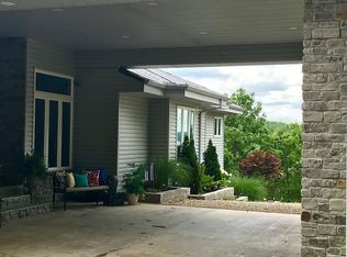 1412 Lancelot Ln, Branson West, MO 65737