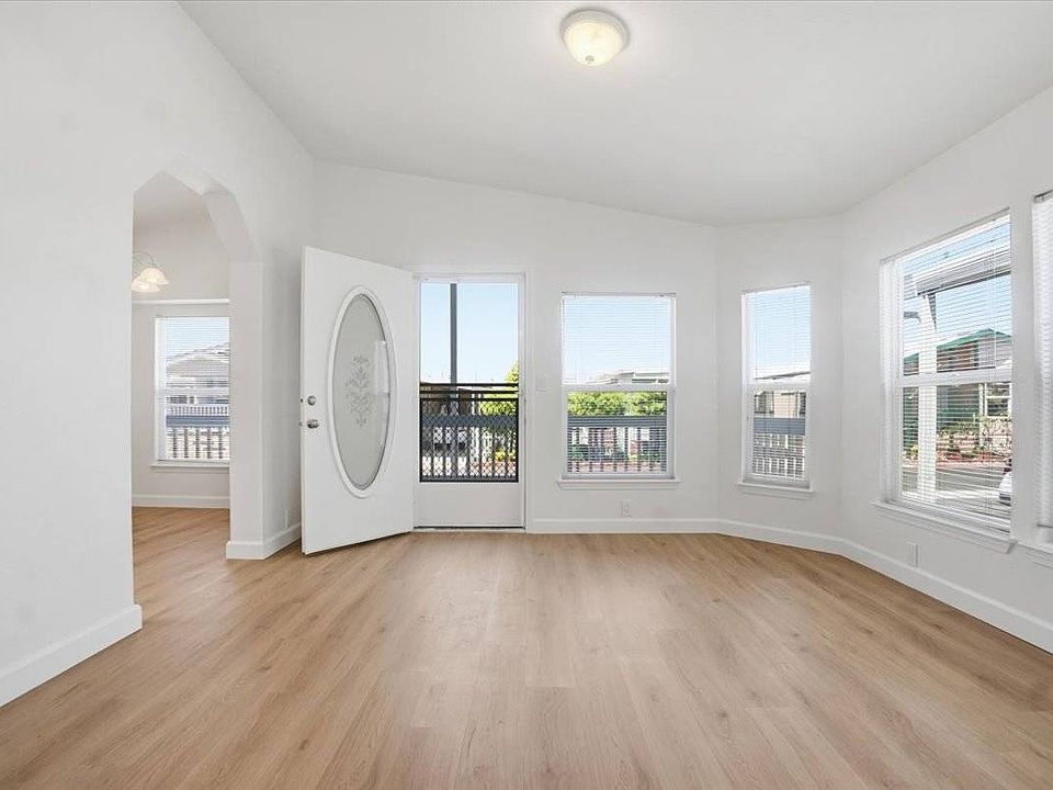 19251 Brookhurst St Space 114, Huntington Beach, CA 92646 | MLS