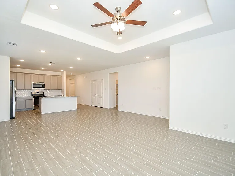 31322 Horseshoe Meadow Bend Ln — Photo 5