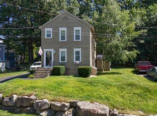56 Burgundy Dr, Nashua, NH 03062