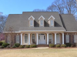 167 N Pointe Blvd, Macon, GA 31210