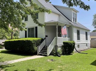 207 E Houston St, Garrett, IN 46738