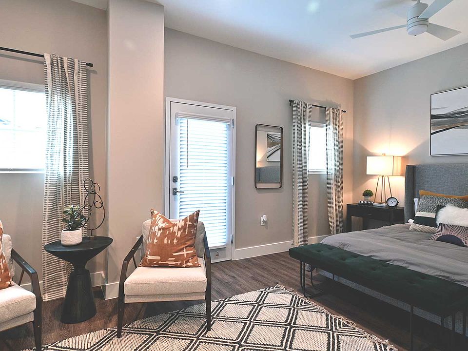 Modeled after the village of Supetar, nestled on the Adriatic coast of Croatia, Bell Tower Flats features classic charm, beautiful architectural design, and thoughtful conveniences.