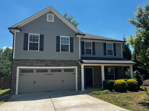 5023 Long Grove Dr, Kernersville, NC 27284