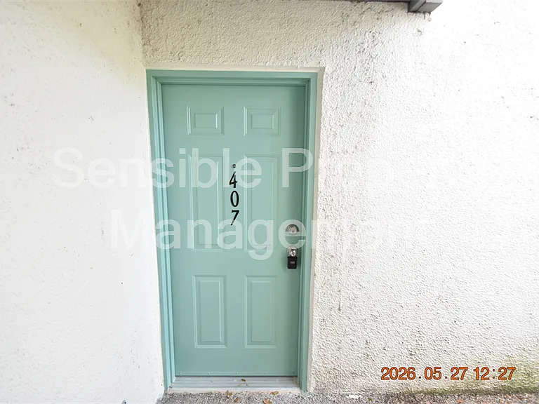 877 114th Ave N #407 — Photo 3