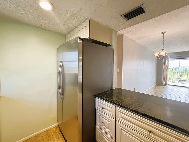 1400 Mineo Dr #10-B — Photo 10