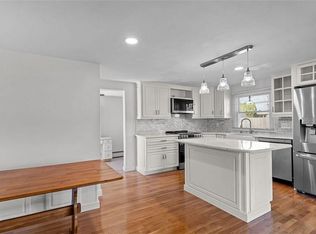 140 Kearney St, Cranston, RI 02920