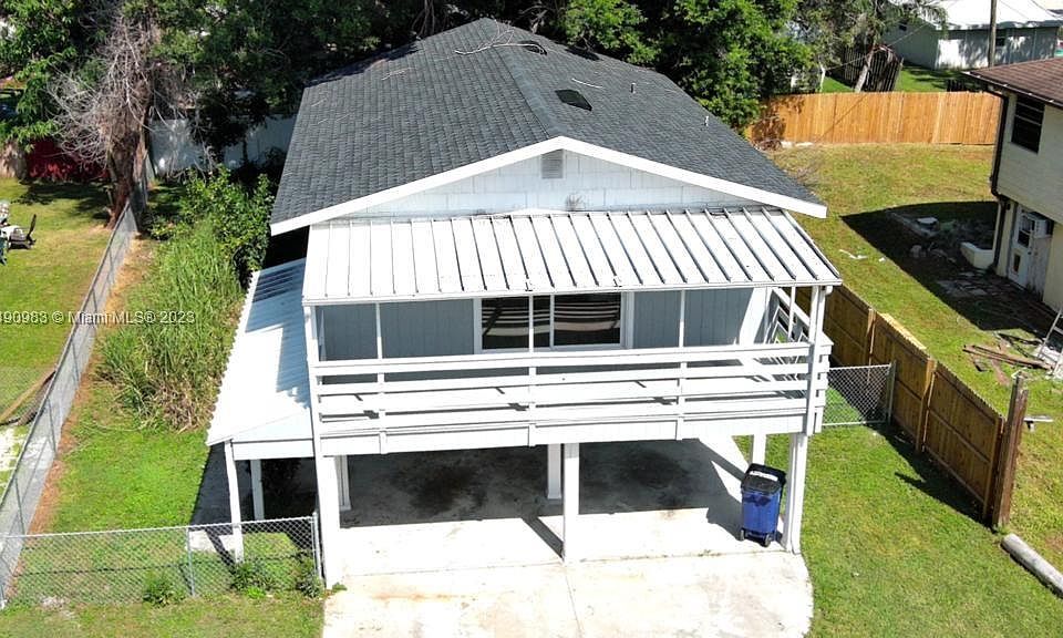 1st image of 452 San Bernardino St