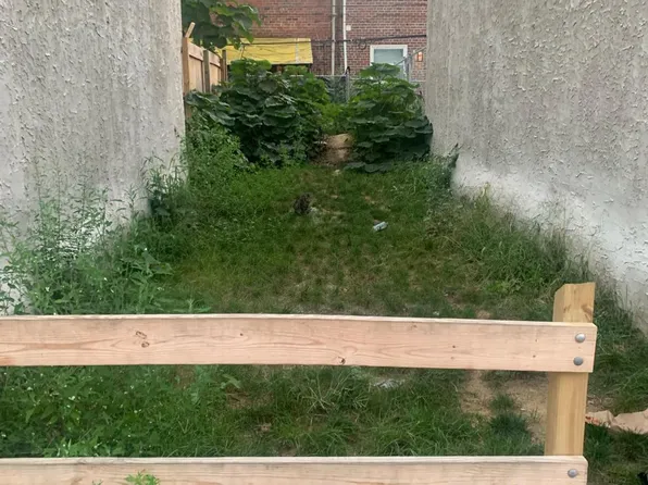 2942 Westmont St, Philadelphia, PA 19121