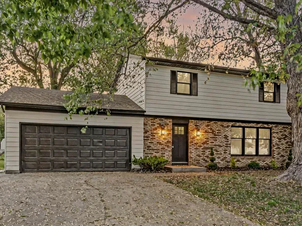 59691 Ridgewood Dr, Goshen, IN 46528