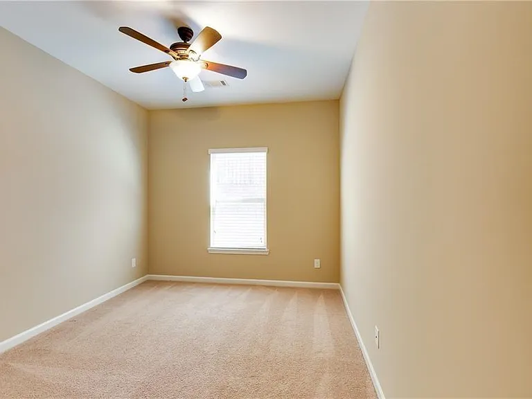 7245 Rocking Horse Ln — Photo 14