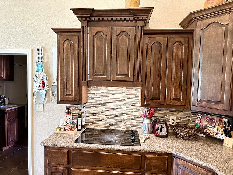 1048 Church St Mason TX Zillow