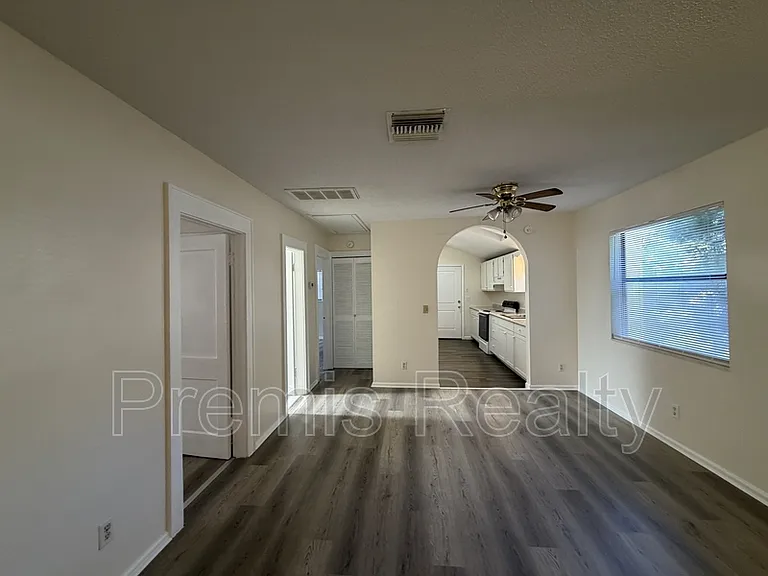 1319 Georgia Ave — Photo 3