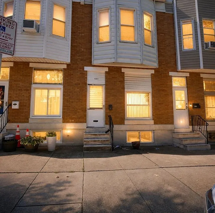406 S Macon St