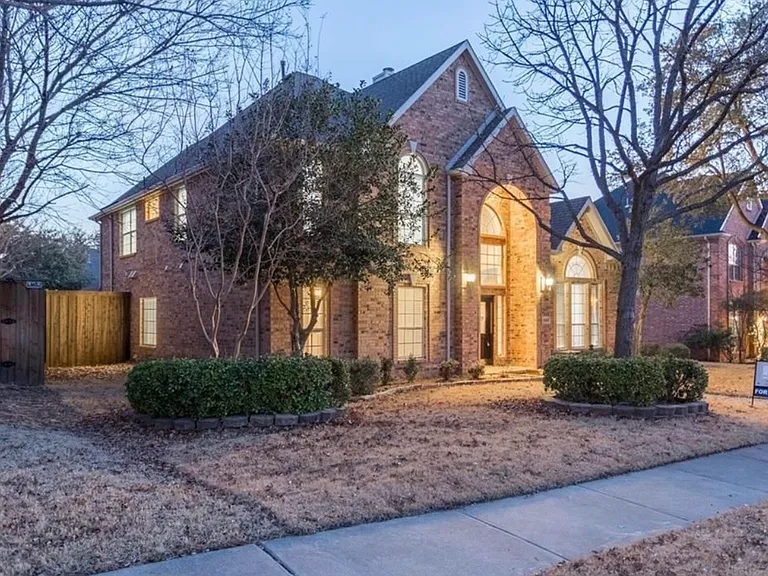 6316 Palomino Dr — Photo 2