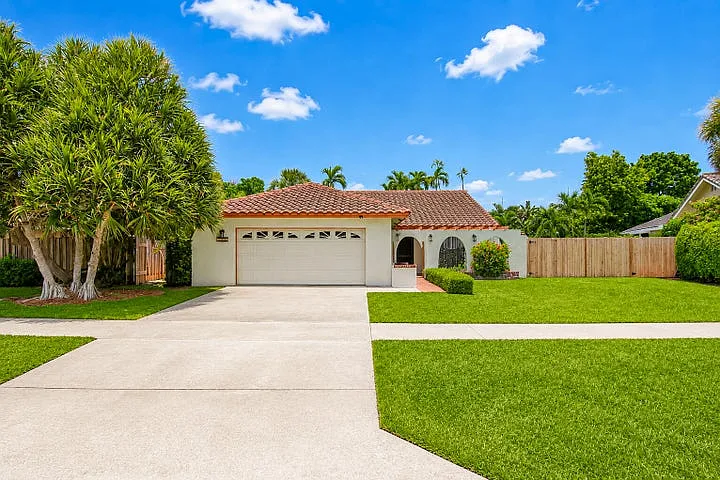 7407 Silver Woods Ct