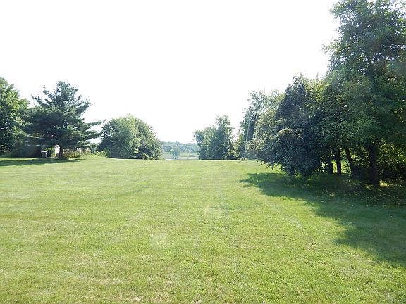 4th image of 110 Mill Rd