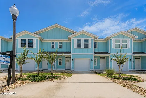 1883 Pointe Dr Photo 1