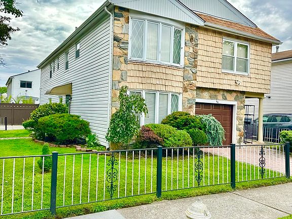 3rd image of 39 Field St
